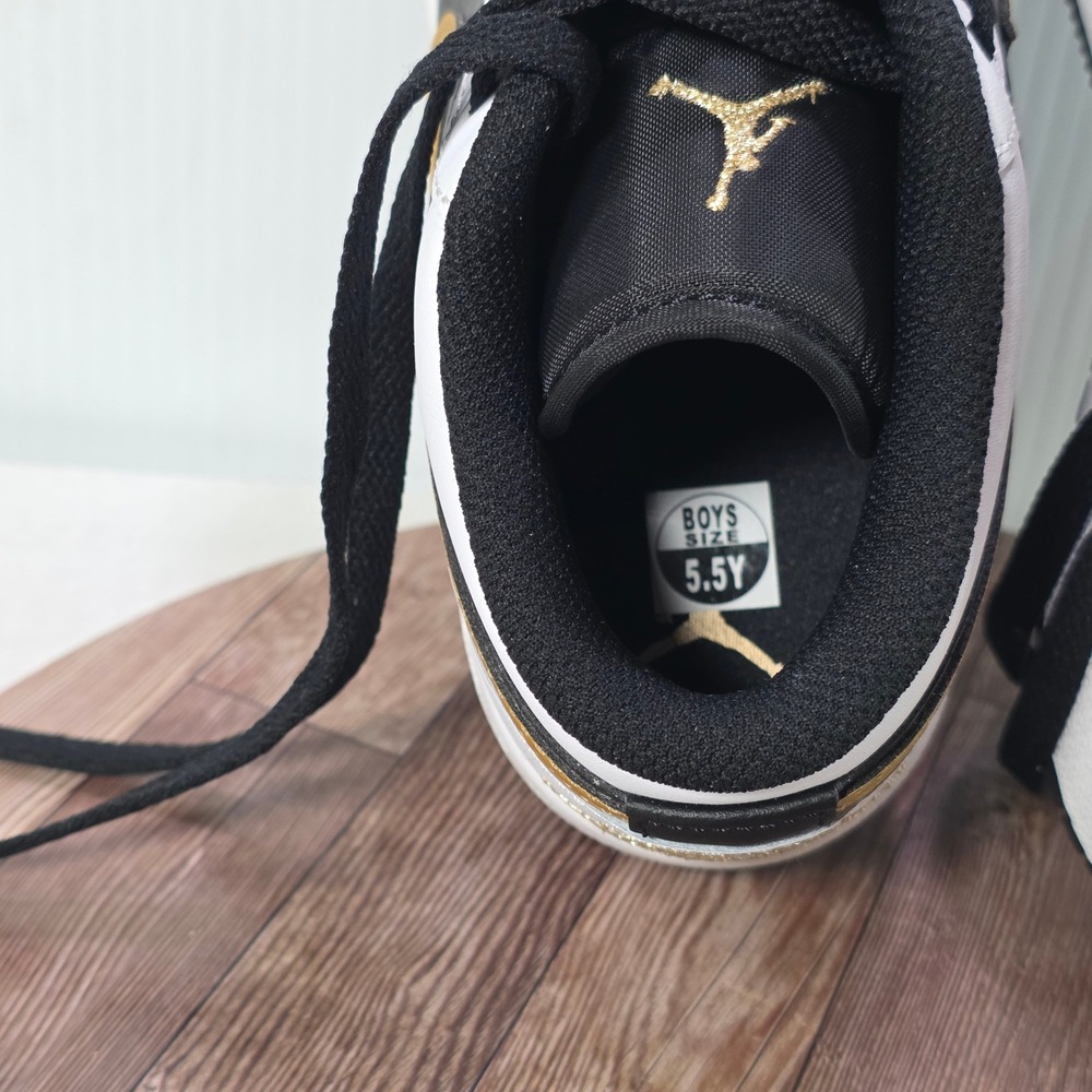 Nike Air Jordan 1 Low Gold Swoosh GS - Kids Size 5.5Y/Womens 7 White Black Gold - Picture 9 of 11